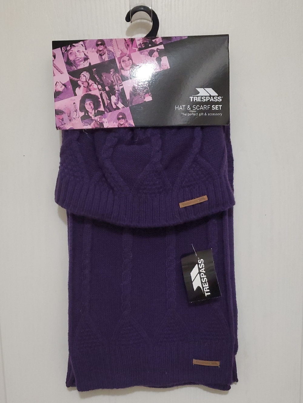 Trespass Deep Purple Cable Knit Hat & Scarf Set BNWT